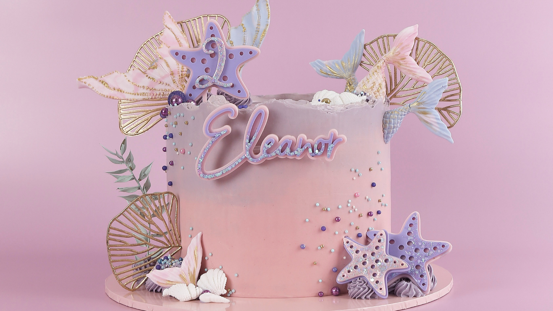 How to Create Professional Cake Photos From Home