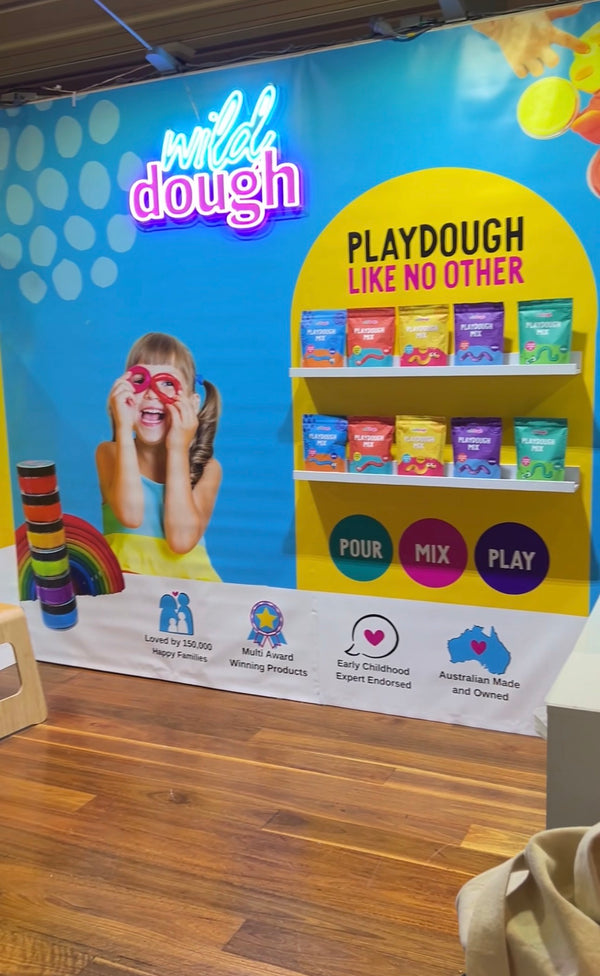 Trade Show Booth Fit Out | Overlap Seamless Design