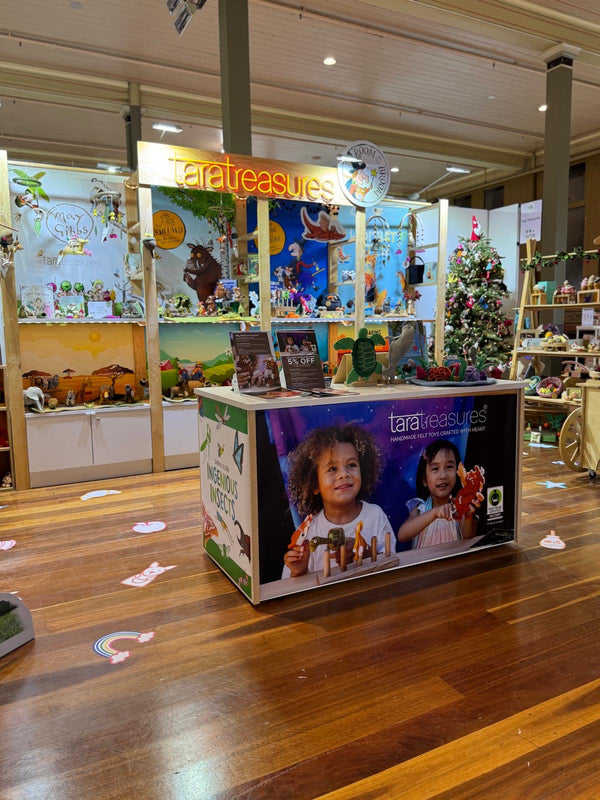 Trade Show Booth Fit Out | Overlap Seamless Design